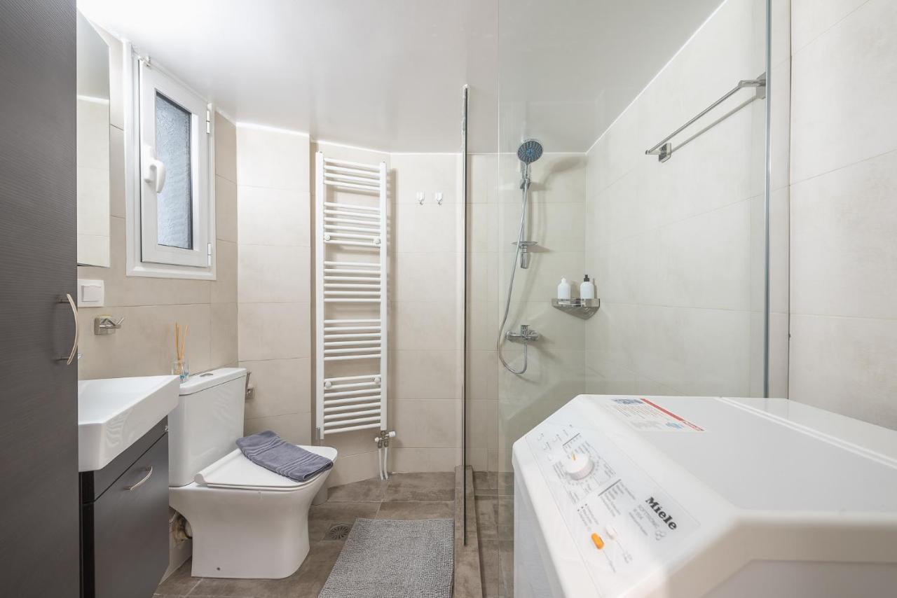 Stylish 2Bdr Apt By Acropolis Athen Eksteriør bilde