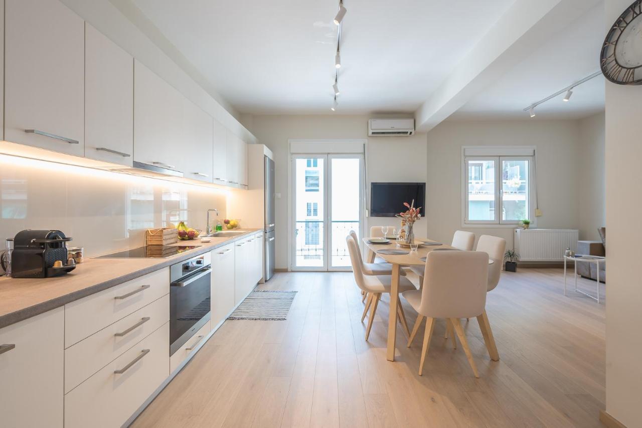 Stylish 2Bdr Apt By Acropolis Athen Eksteriør bilde