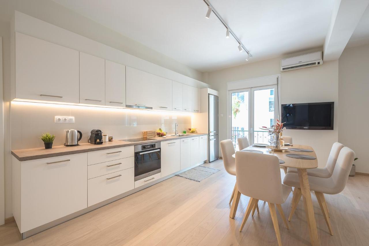 Stylish 2Bdr Apt By Acropolis Athen Eksteriør bilde