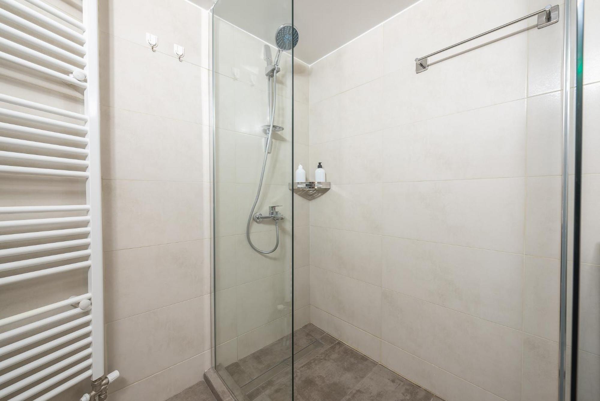Stylish 2Bdr Apt By Acropolis Athen Eksteriør bilde